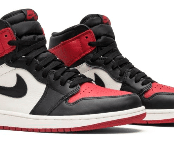 Jordan 1 Retro High OG Bred Toe