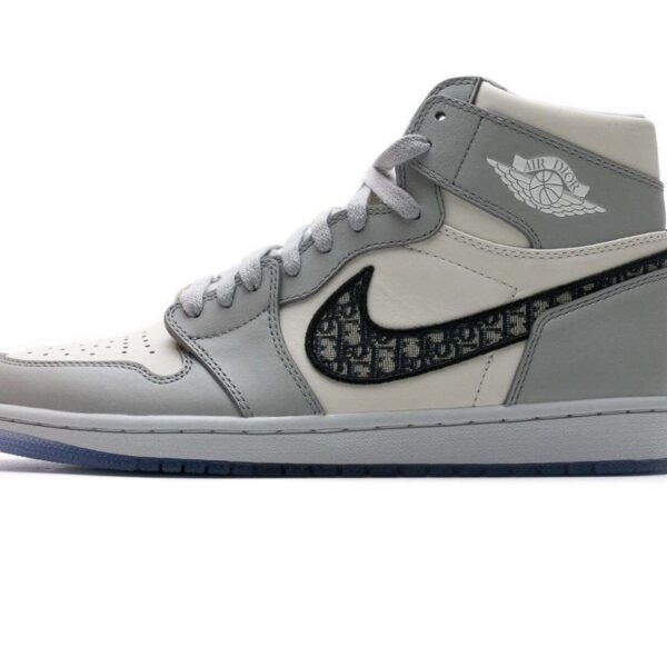 Jordan 1 Retro High Dior - Image 3