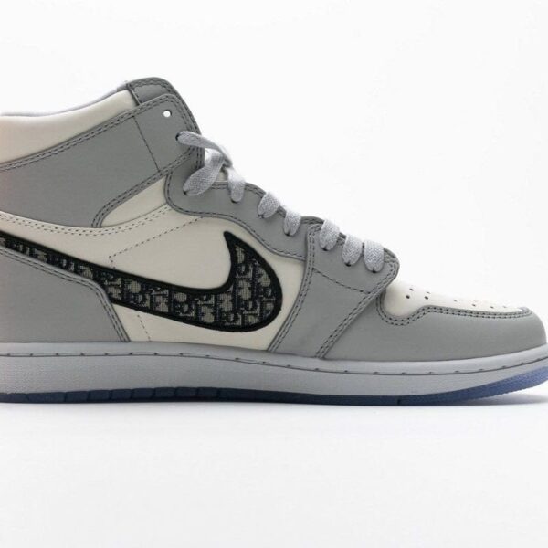 Jordan 1 Retro High Dior - Image 2