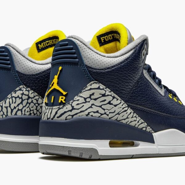 Jordan 3 Retro University of Michigan - Image 3