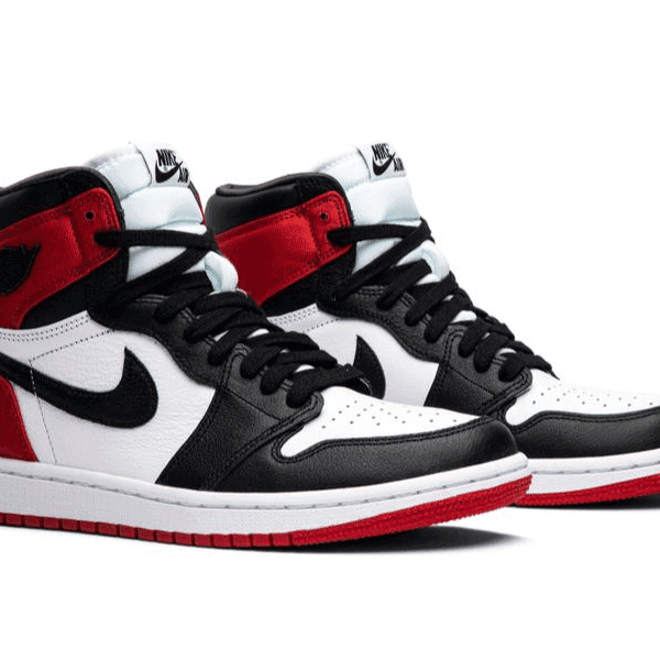 Jordan 1 Retro High Satin Black Toe - W - Image 3