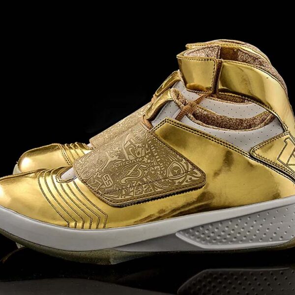 Air Jordan 20 Gold PE X Drake - Image 2