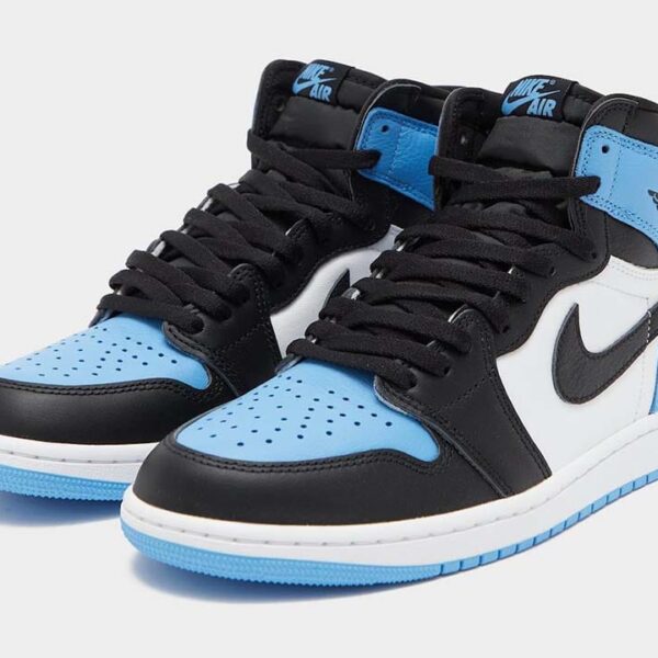 Jordan 1 High OG UNC Toe