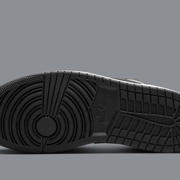 Jordan 1 Low Panda 2023 - W - Image 5