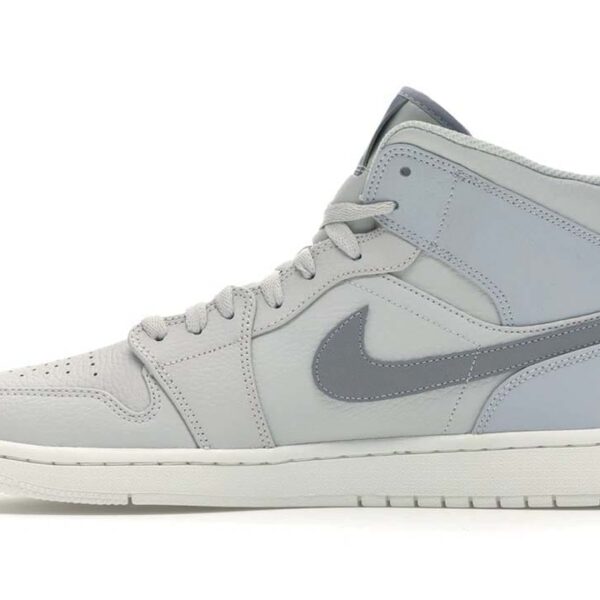 Jordan 1 Mid Light Bone