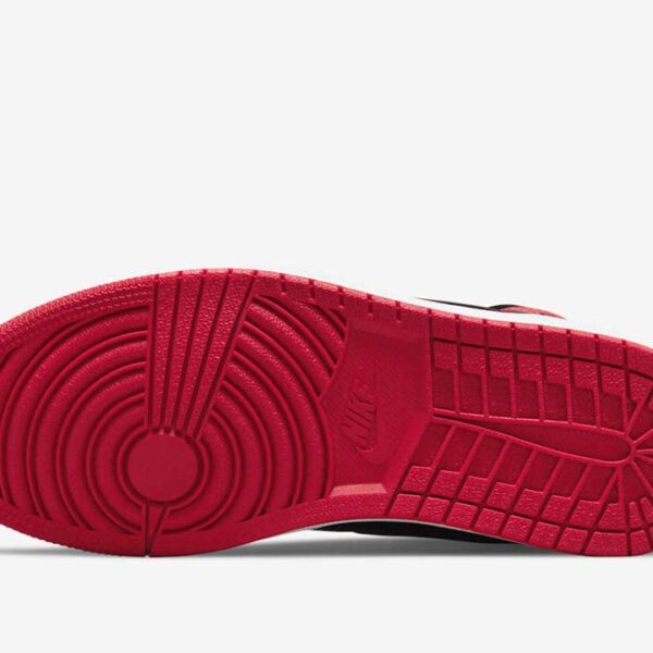 Jordan 1 Retro High OG Patent Bred - Image 4