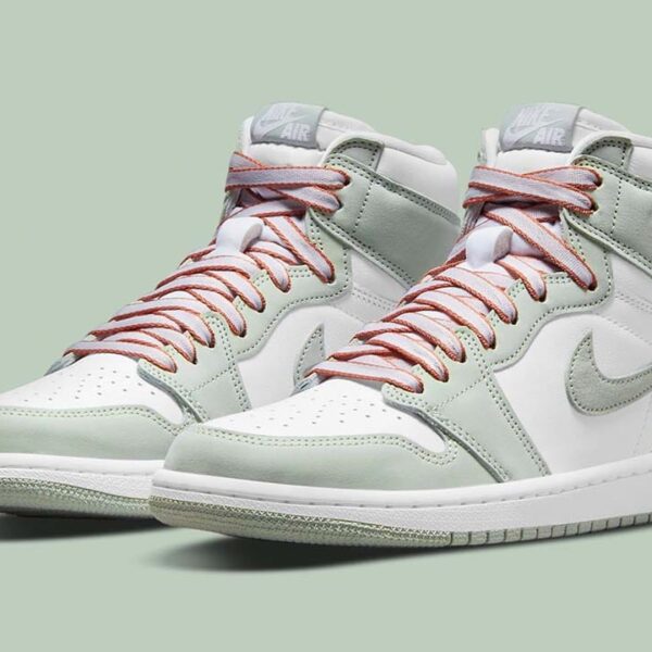 Jordan 1 Retro High OG Seafoam - W