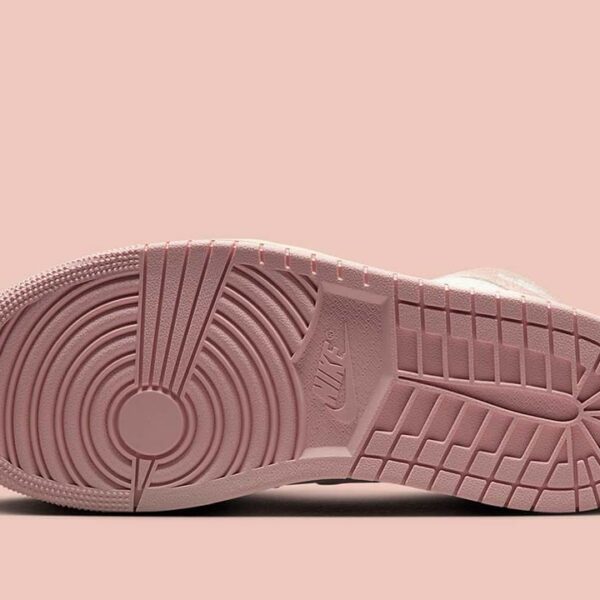 Jordan 1 Retro High OG Washed Pink - W - Image 5