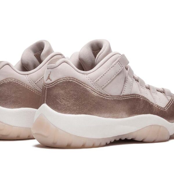 Jordan 11 Retro Low Rose Gold - W - Image 3