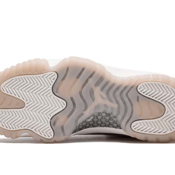 Jordan 11 Retro Low Rose Gold - W - Image 5