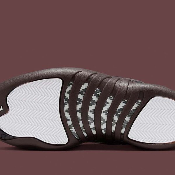 Jordan 12 Retro SP A Ma Maniére Black - W - Image 5