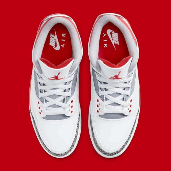 Jordan 3 Fire Red - Image 2
