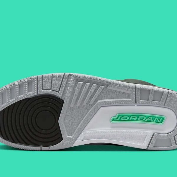 Jordan 3 Green Glow - Image 5