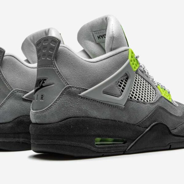 Jordan 4 Retro SE 95 Neon - Image 3