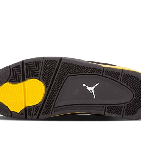 Jordan 4 Retro Thunder 2012 - Image 4