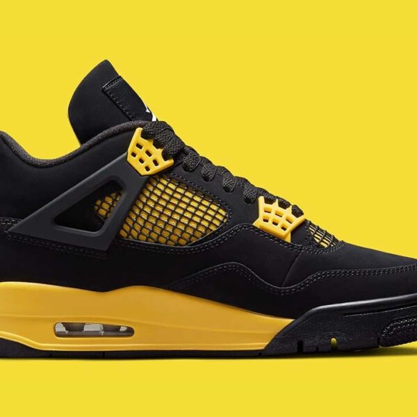 Jordan 4 Retro Thunder 2023 - Image 3