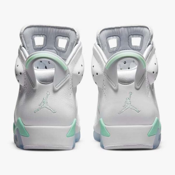 Jordan 6 Retro Mint Foam - W - Image 4