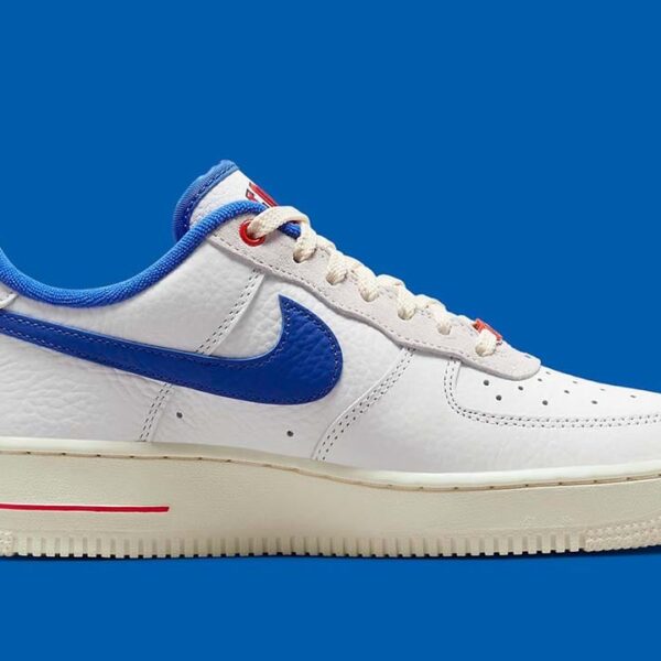 Nike Air Force 1 '07 LX Low Command Force University Blue Summit White - W - Image 3