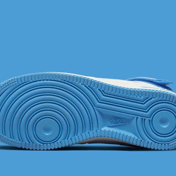 Nike Air Force 1 High OG QS University Blue - W - Image 5