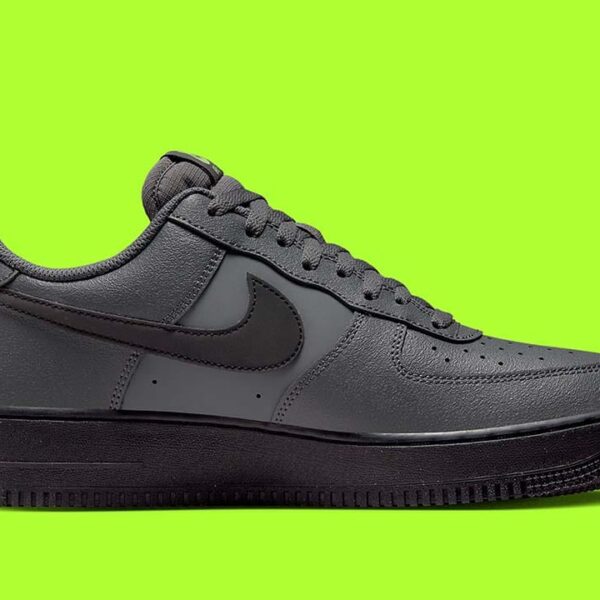 Nike Air Force 1 Low '07 Iron Grey Volt Black - Image 3