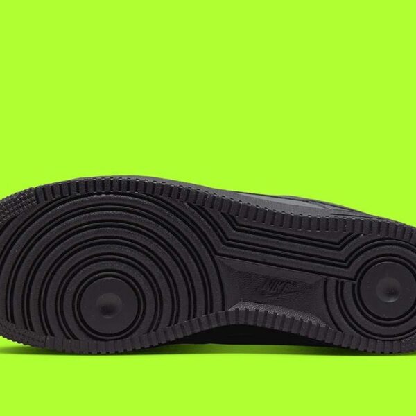 Nike Air Force 1 Low '07 Iron Grey Volt Black - Image 5