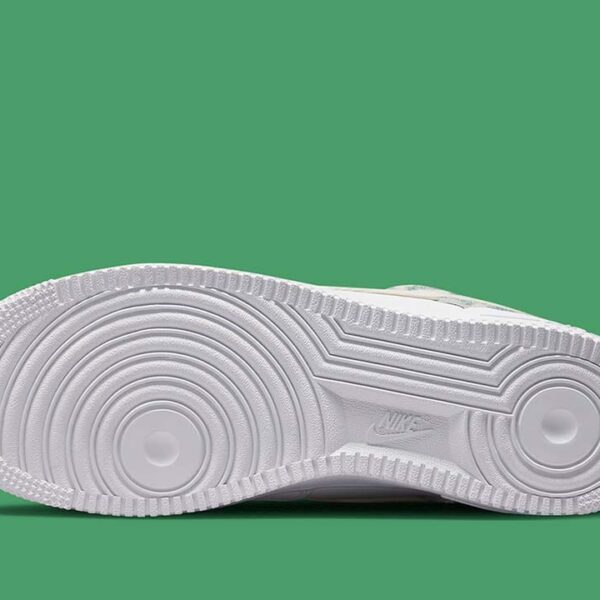 Nike Air Force 1 Low '07 LV8 Neptune Green Camo - Image 5