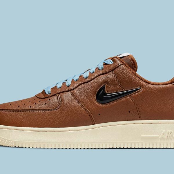 Nike Air Force 1 Low '07 Premium Vintage Pecan - Image 2