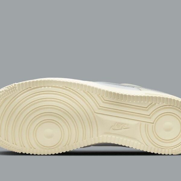 Nike Air Force 1 Low '07 LV8 Vintage Certified Fresh Photon Dust Sail - Image 5