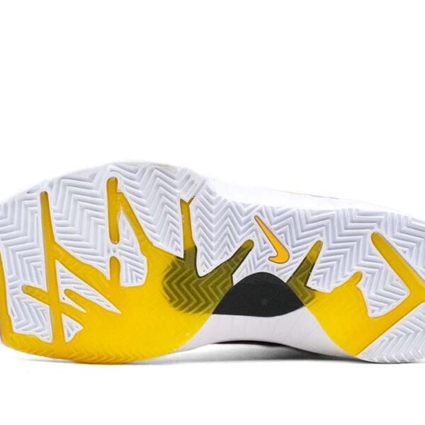 Nike Kobe 4 Protro Undefeated Los Angeles Lakers - Image 4