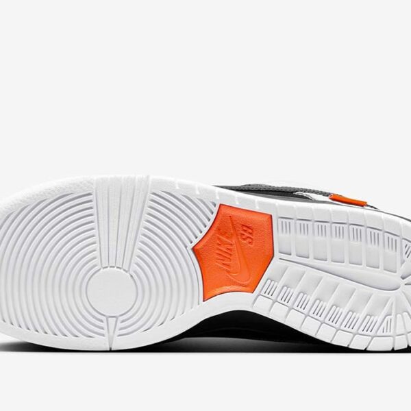 Nike SB Dunk Low TIGHTBOOTH - Image 4