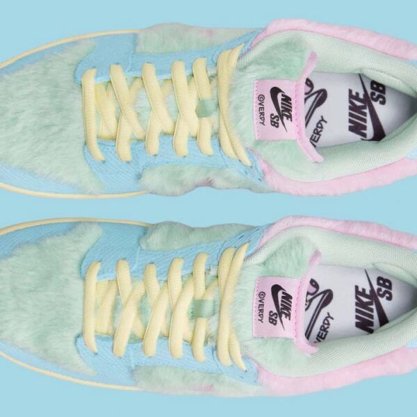 Nike SB Dunk Low Verdy Visty - Image 2