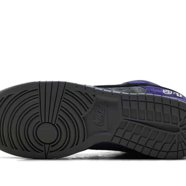 SB Dunk Low Supreme 94 Ink - Image 3