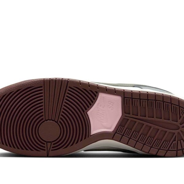 SB Dunk Low Yuto Horigome - Image 3