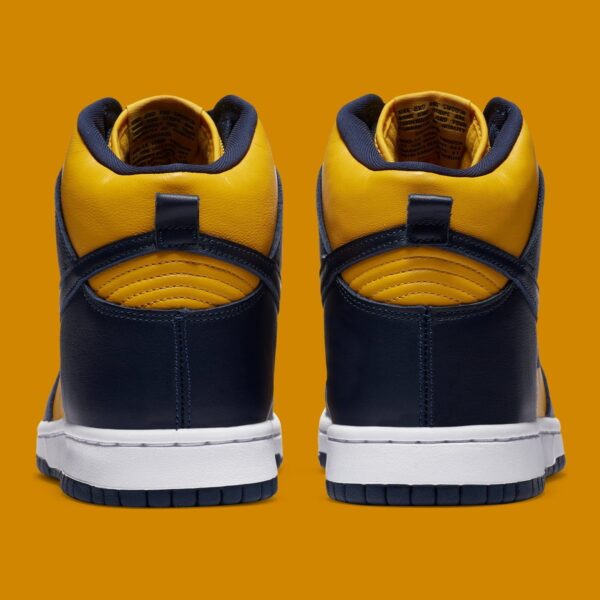 Dunk High Retro Michigan - Image 3